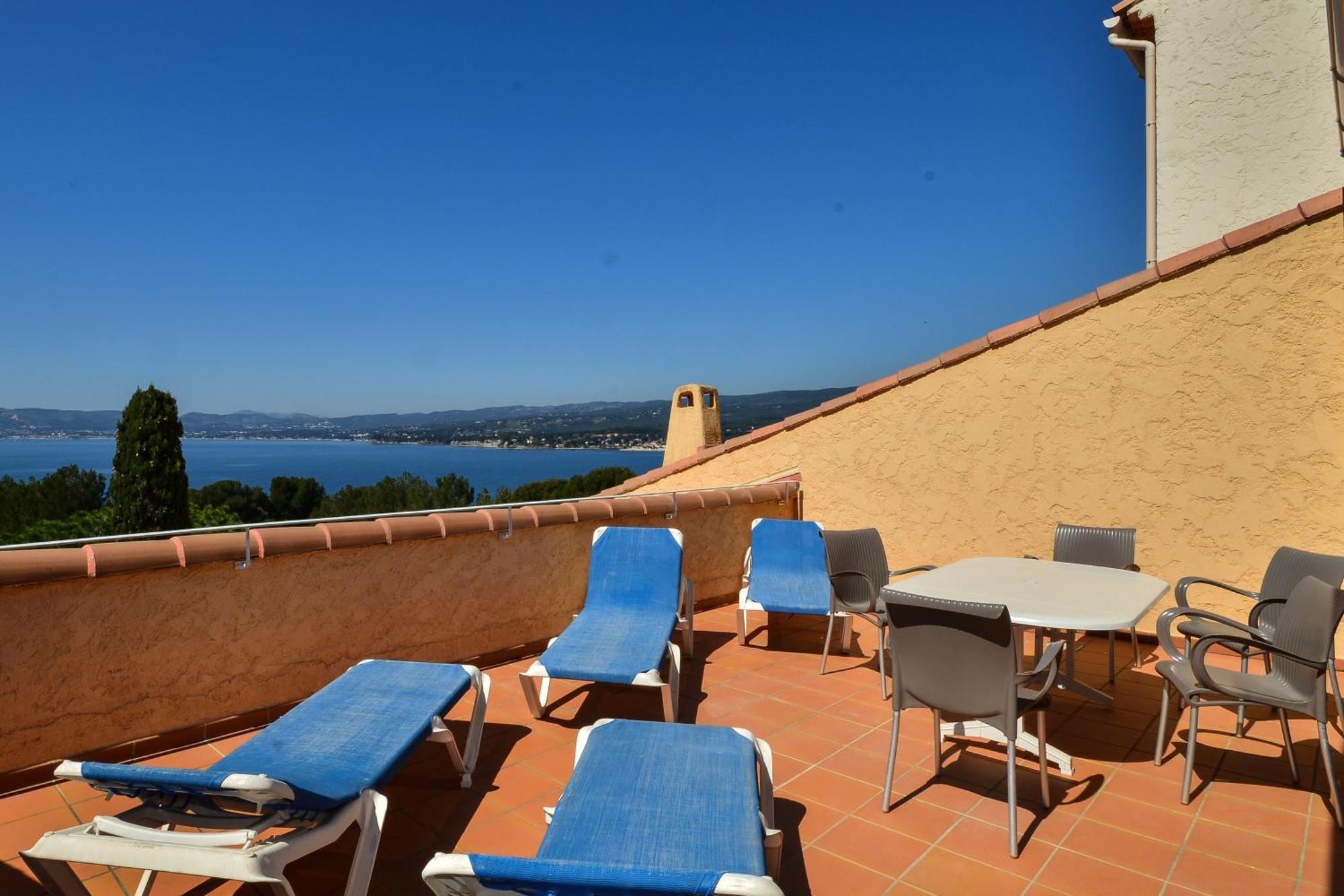 Vvf Residence Saint-Cyr-Sur-Mer Buitenkant foto