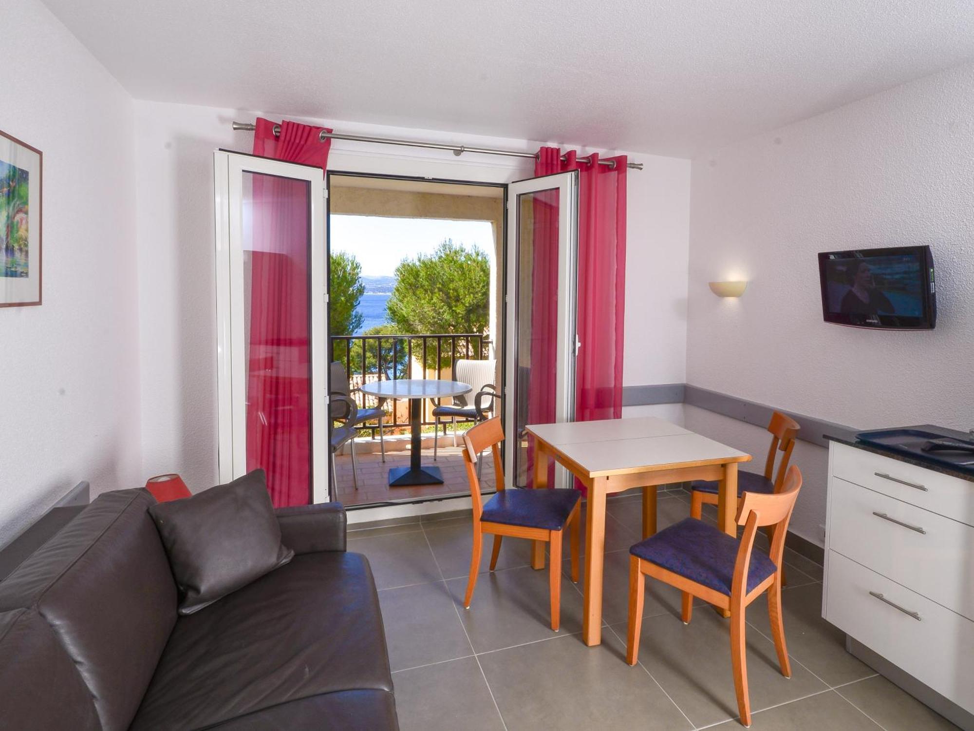 Vvf Residence Saint-Cyr-Sur-Mer Buitenkant foto