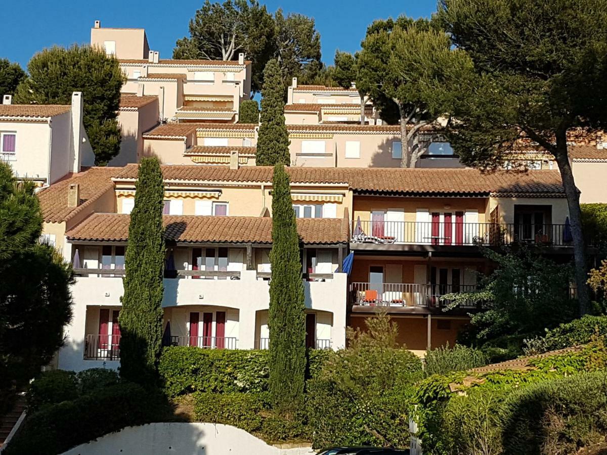 Vvf Residence Saint-Cyr-Sur-Mer Buitenkant foto